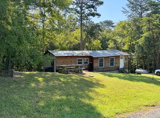 1560 Mayflower Ln, Dandridge, TN 37725