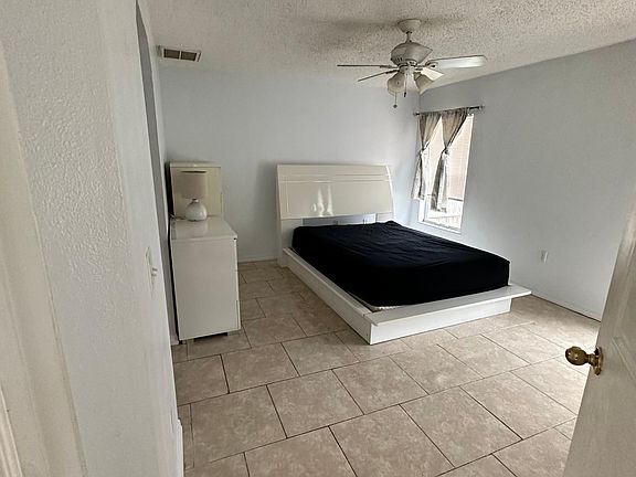 5th image of 7846 Empire Ct