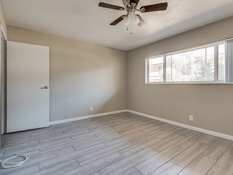 356 E Desert Inn Rd #207 — Photo 16