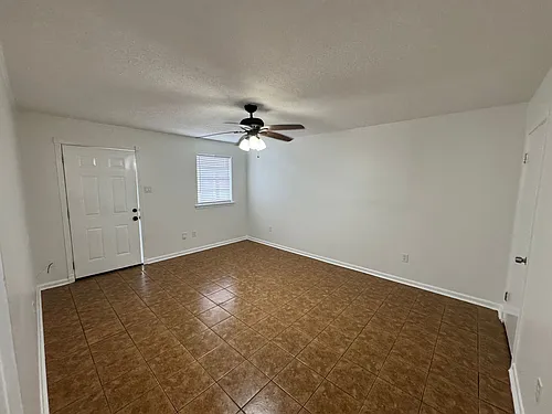 6467 Park Manor Dr Photo 1