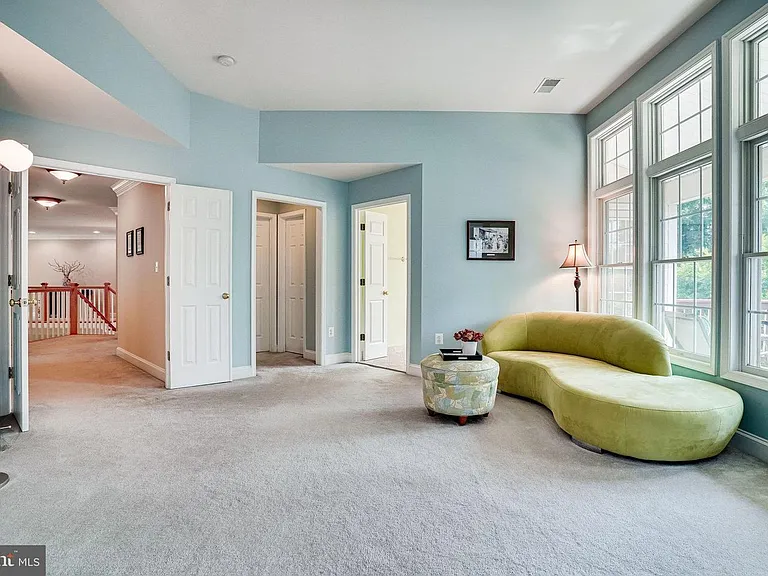 7920 N Park St — Photo 25