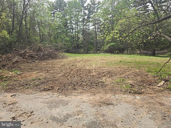 4th image of 133 Bonifant Rd