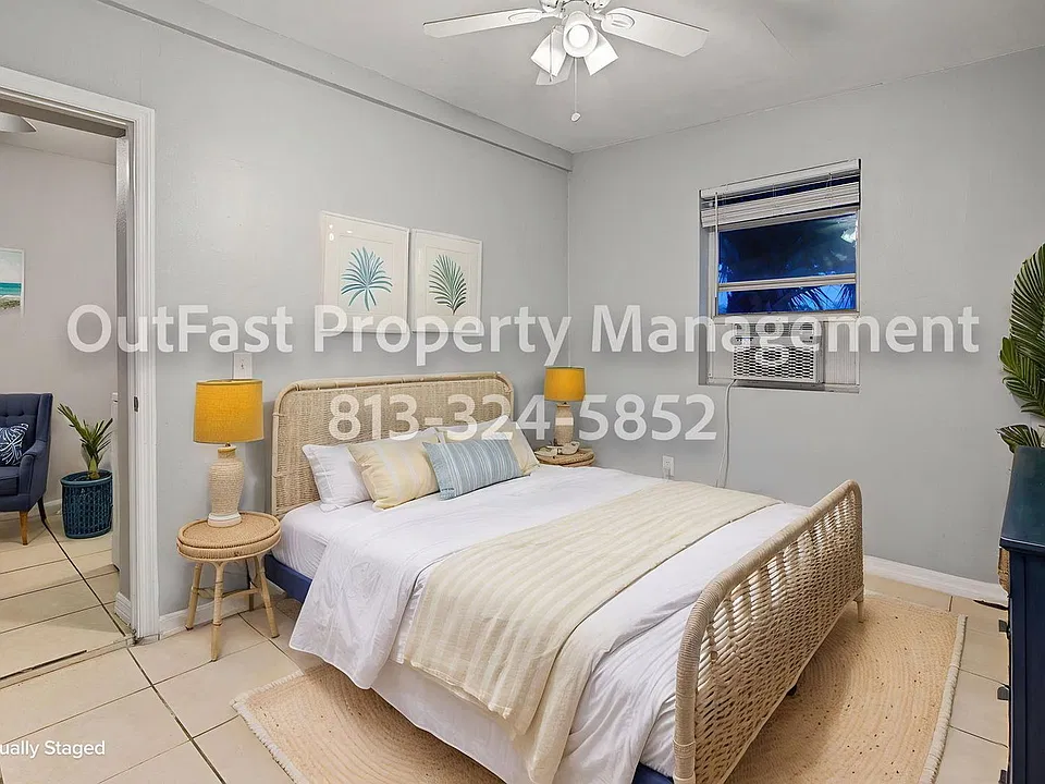 4611 N Hubert Ave #7