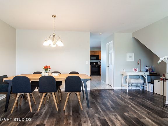 5th image of 212 Niagara Dr