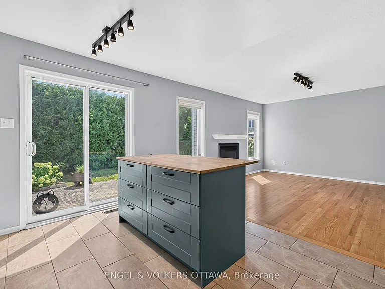 2123 Esprit Dr — Photo 20