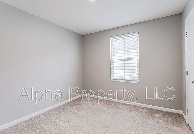 818 Purcell Dr — Photo 11