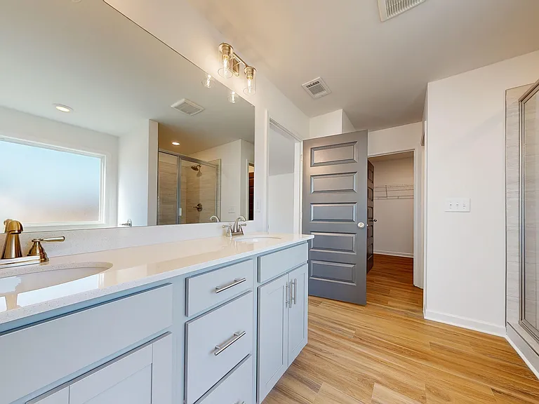 Quinn Residences at Dorchester Place — Photo 153