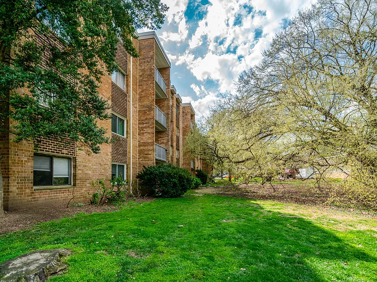2904 Kings Chapel Rd — Photo 26