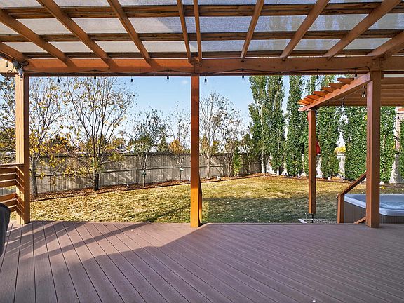 4th image of 1772 33b St NW