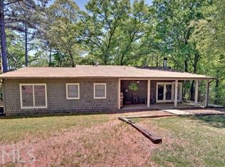 714 Old Mount Hebron Rd, Hartwell, GA 30643