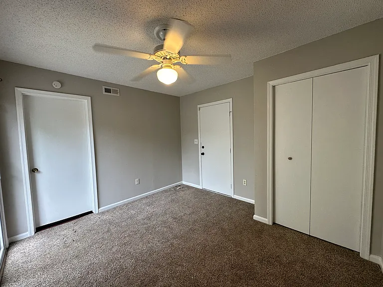 4809 Cliffony Dr — Photo 21