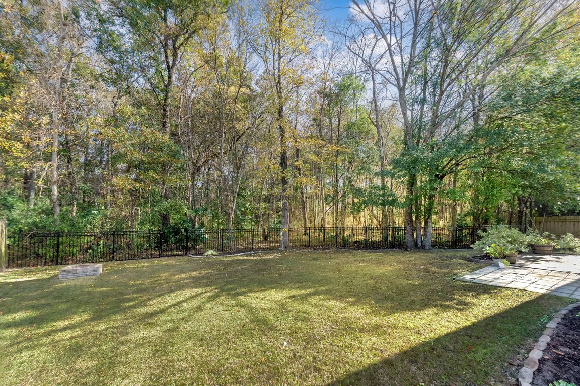 next background image