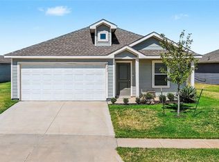 2205 Claire Dr, Yukon, OK 73099