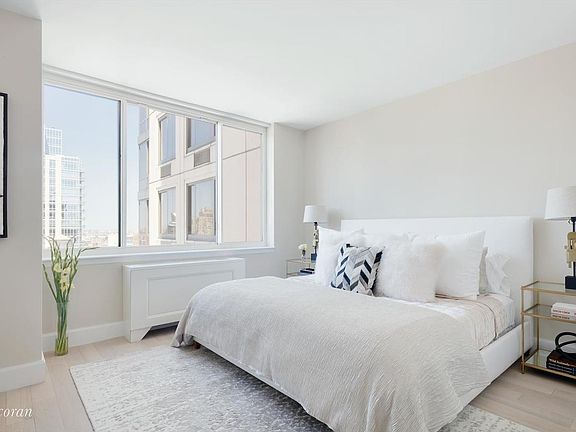 4th image of 389 E 89th St APT 28A