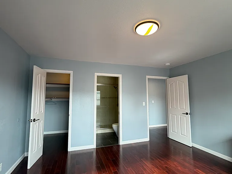 426 Wyandotte Ave — Photo 13