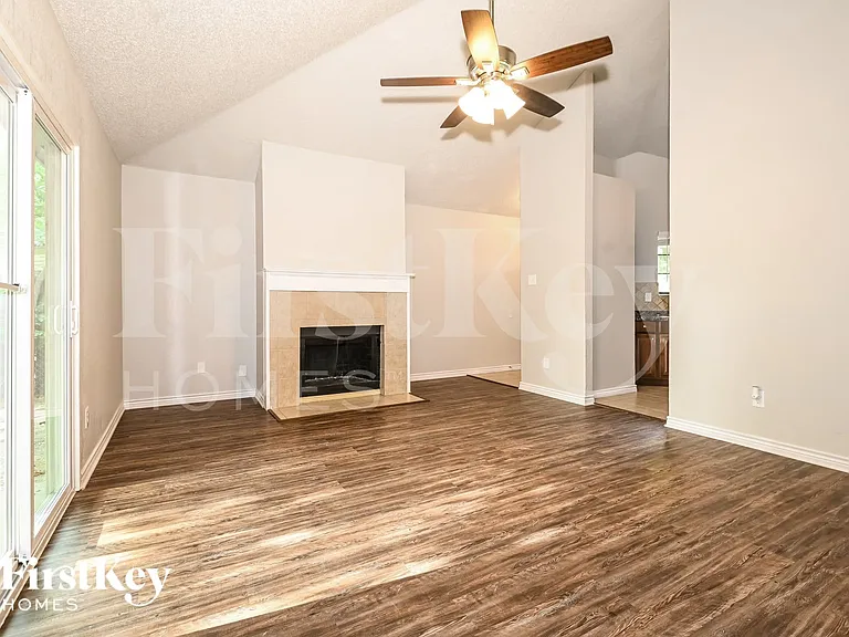 4022 Rustic Trl — Photo 4