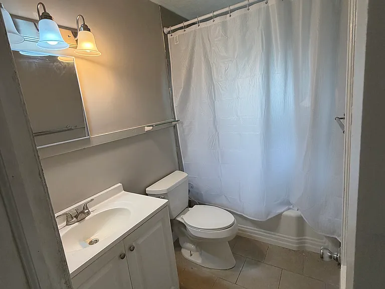 4101 Randolph St — Photo 6