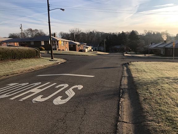 4th image of 3109 Central Ave