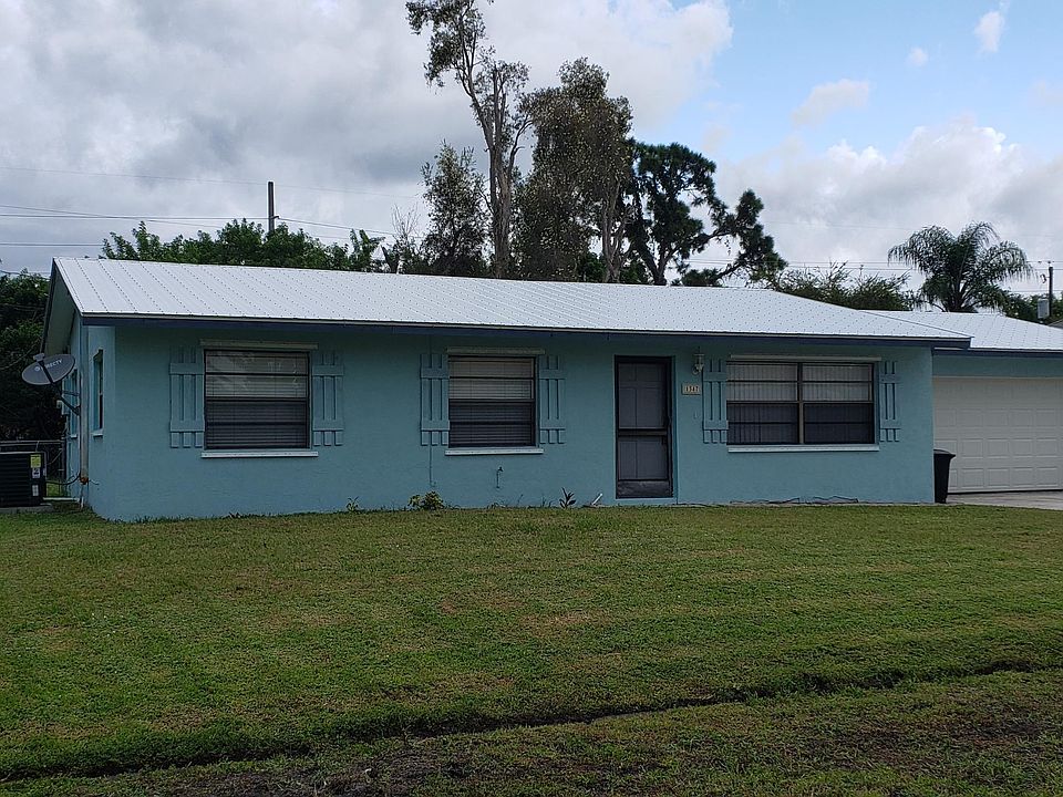 1st image of 1347 SE Petunia Ave