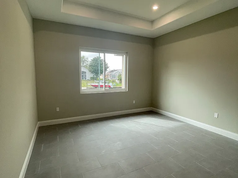 11 Corona Ct — Photo 31