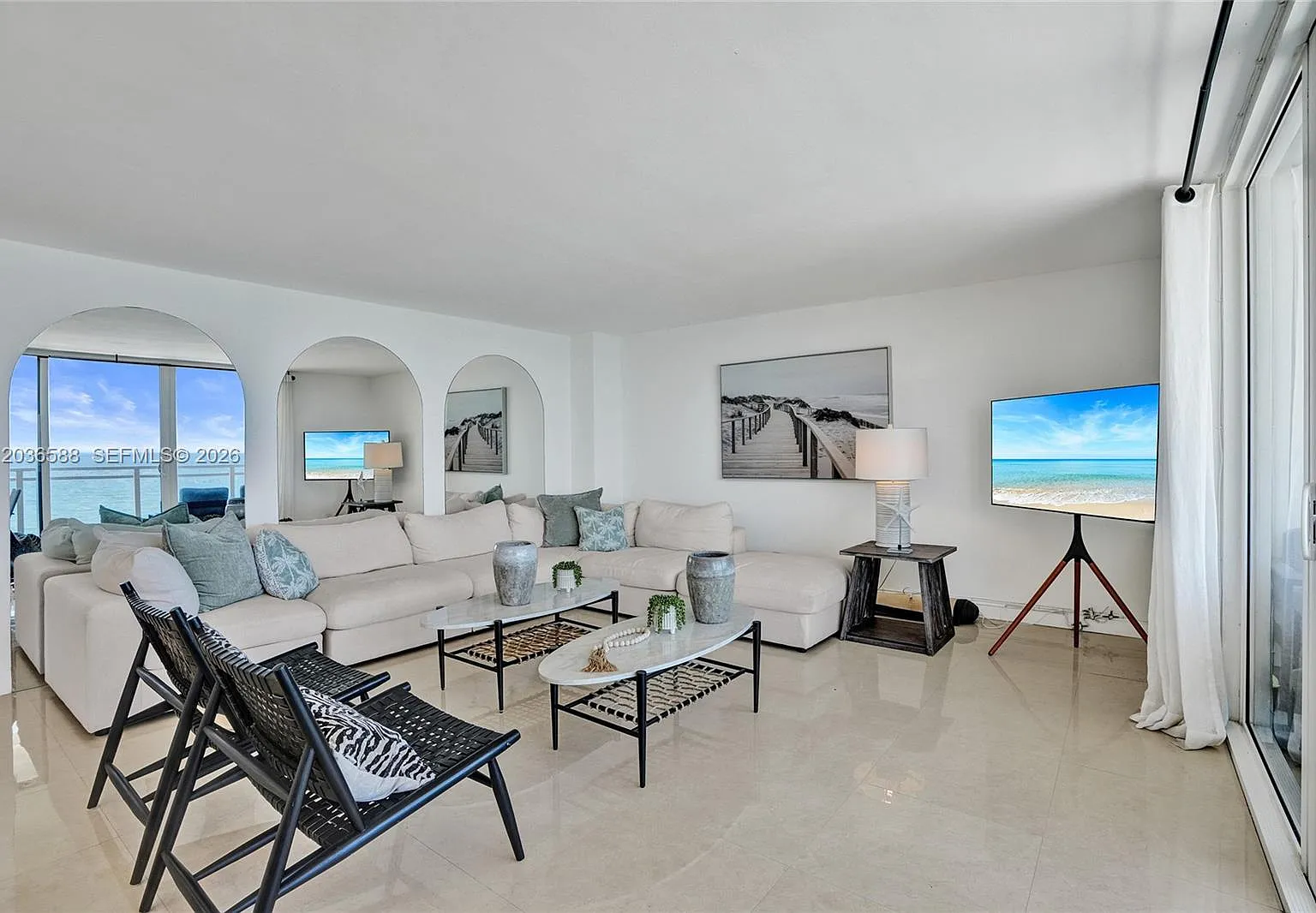 Parker Plaza Condo Estate — Photo 2