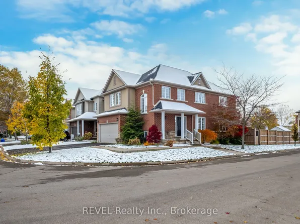 29 Springbreeze Hts, Hamilton, ON L8E 0A4