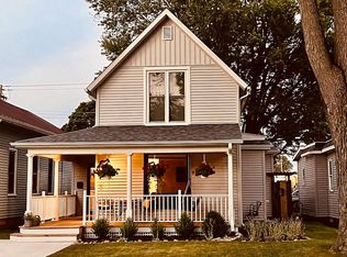 810 S 8th St, Goshen, IN 46526