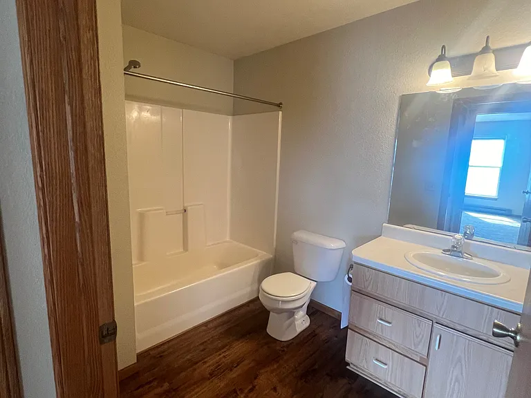 455 West Smith Avenue — Photo 6