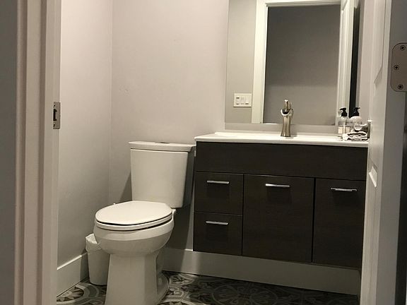 5th image of 3848 Esperanza Dr