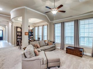506 Garden Ave, Euless, TX 76039