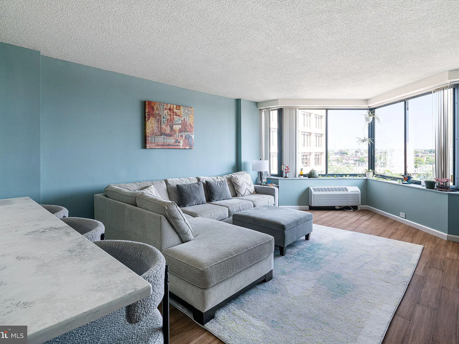 1 bed, 1.0 bath, 716 sqft, $2,250 — Photo 3