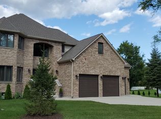 139 E Bonnie Brae Ave, Mount Prospect, IL 60056