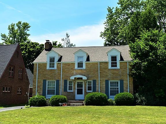 3rd image of 3922 Hudson Dr