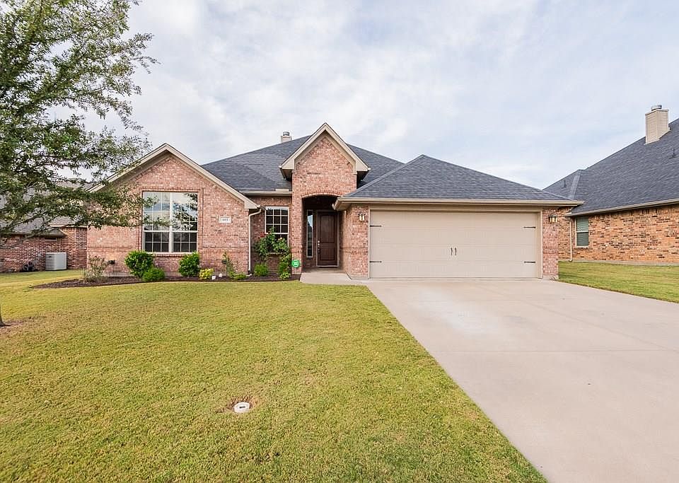 1st image of 603 Donna Cir