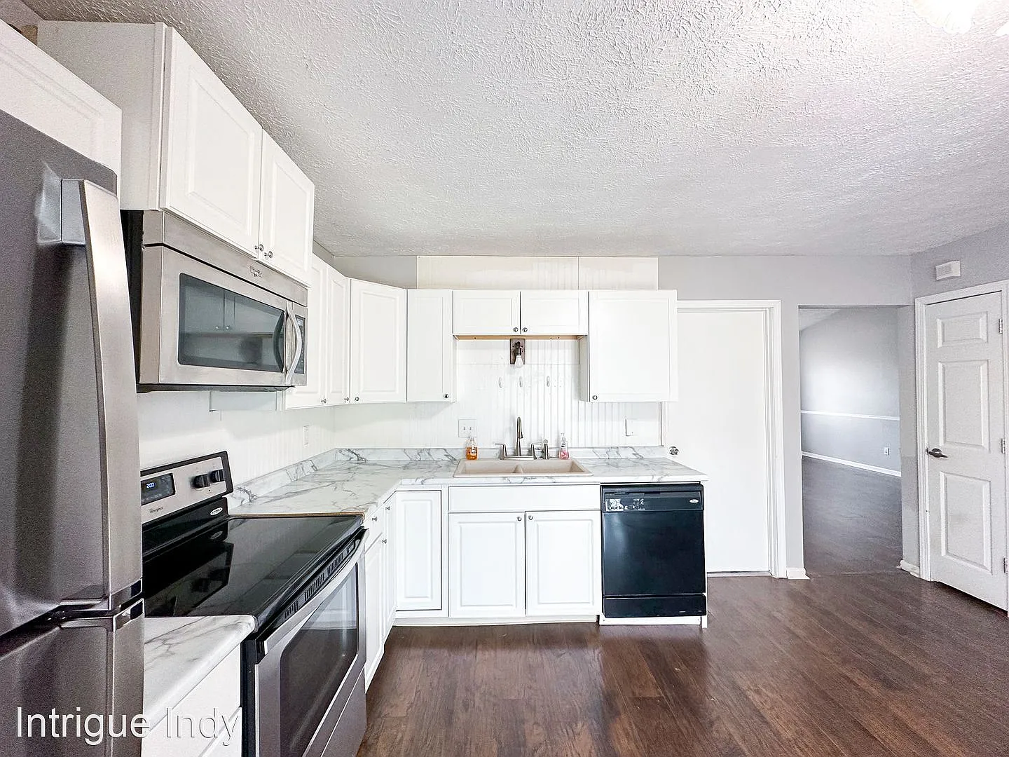 5924 Beau Jardin Dr photo 1