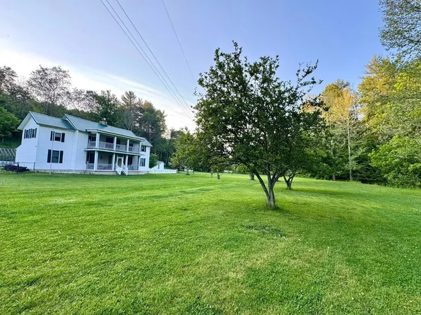 482 & 484 Windyville Rd, Spencer, WV 25276