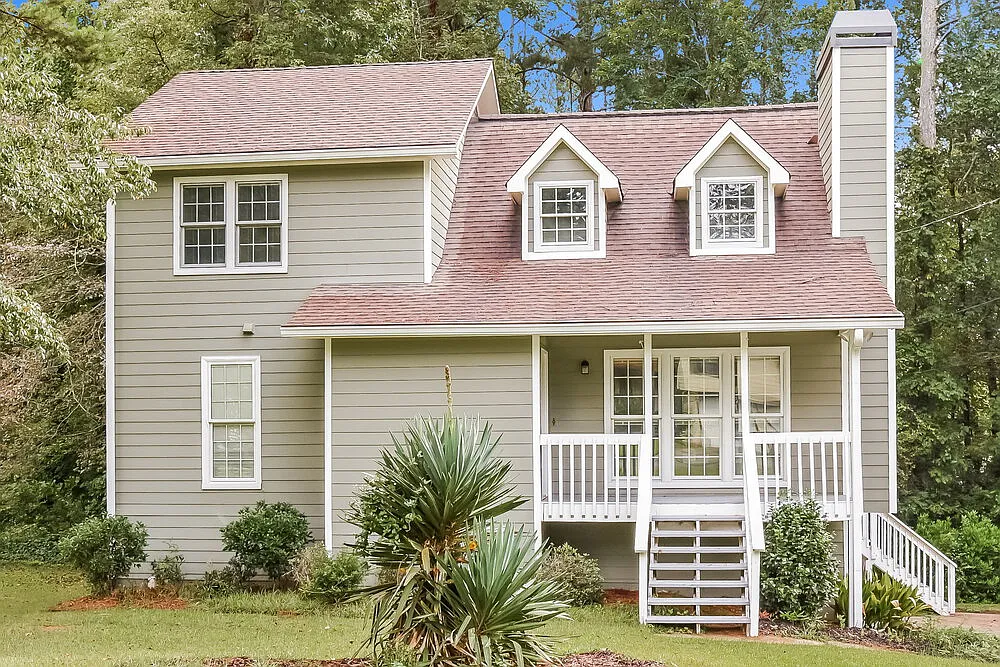 3 bed, 2.5 bath, 1652 sqft, $2,240 — Photo 1
