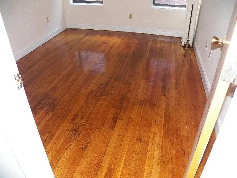 683 Washington St #5 — Photo 8