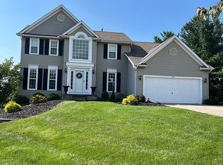 141 McCleary Ct, Northfield, OH 44067