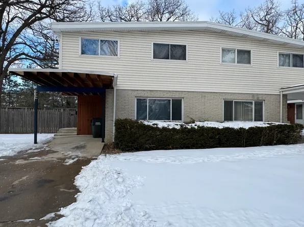 9430 Noel Ave, Des Plaines, IL 60016