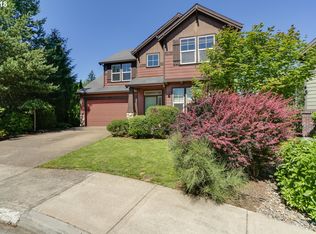 12550 SE Capella Ct, Happy Valley, OR 97086