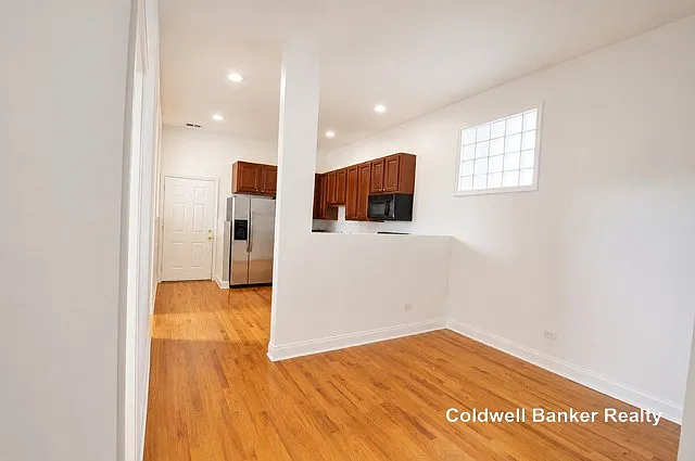 2335 W Lake St #3R — Photo 4