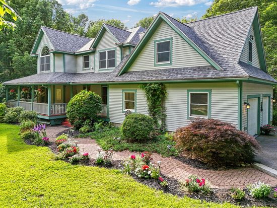 16 Bostwick Road, Brunswick, ME 04011