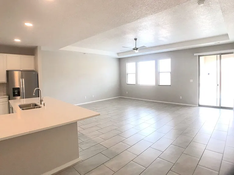 1701 Camino Rustica SW — Photo 11