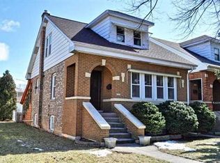 2427 Burr Oak Ave, Riverside, IL 60546