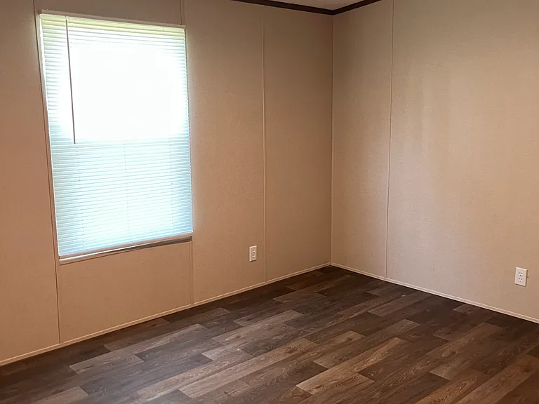 553 Providence Church Rd — Photo 6