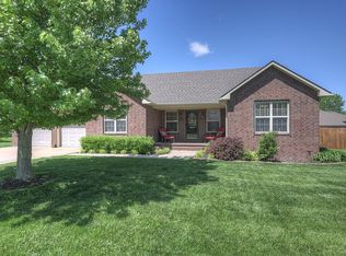 2501 Jonathan St, Carthage, MO 64836