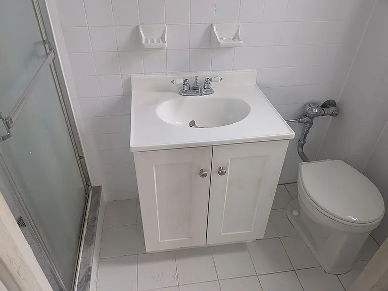 122 Pelham Rd #6 — Photo 9