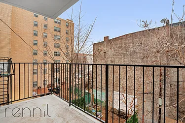 Rented by Rennit Inc.