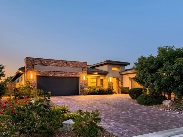 8494 Wolf Mountain Ct, Clark County, NV 89129